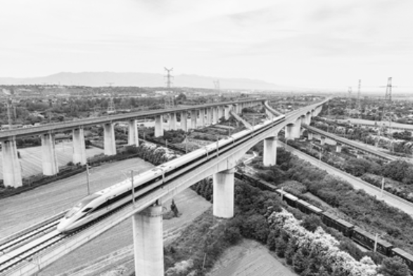 大西高铁：带“活”产业 带“火”文旅